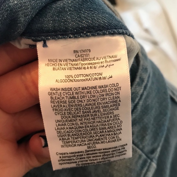 Sleeveless Denim Romper - Picture 7 of 7